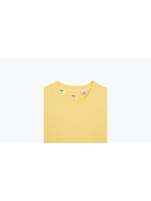 Levi's® - levis red tab tee