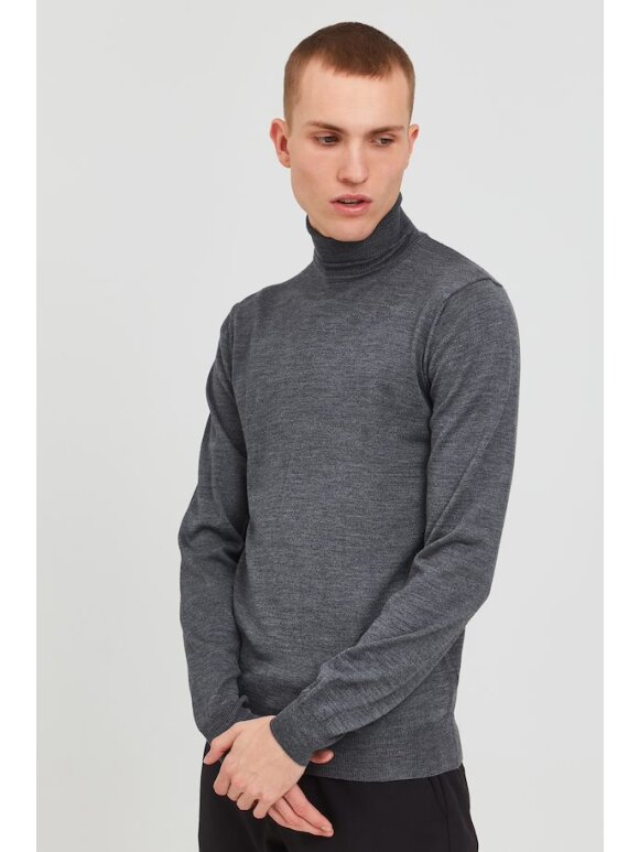 CASUAL FRIDAY - Casual Friday Konrad Merino