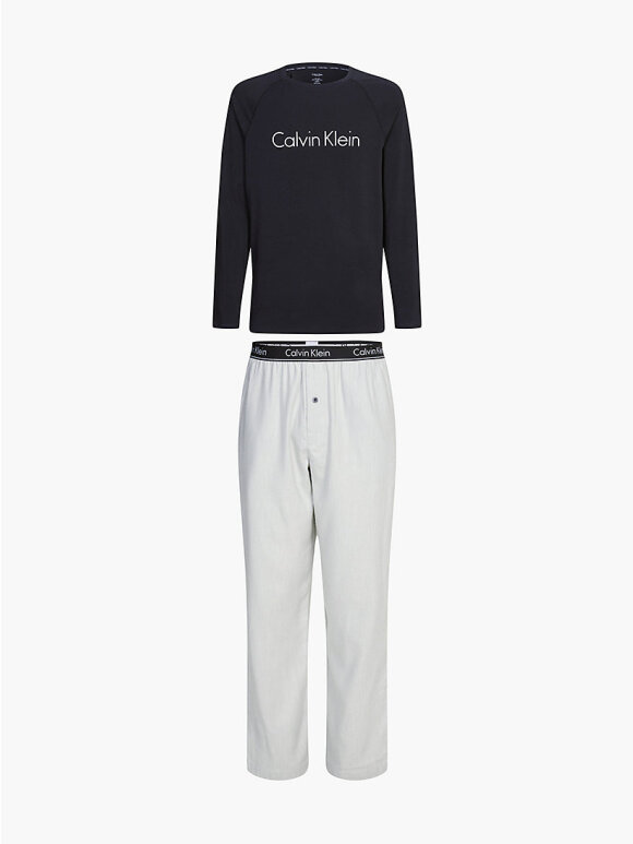 Calvin Klein Underwear - Calvin Klein L/S Pant set