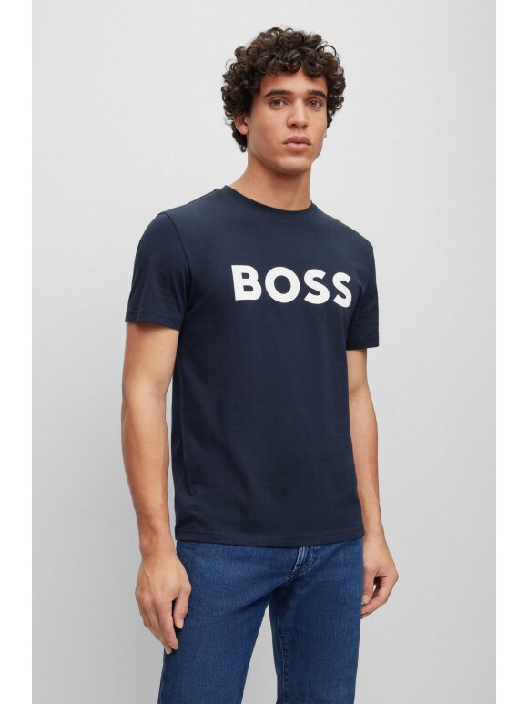 Hugo Boss - Boss thinking 1