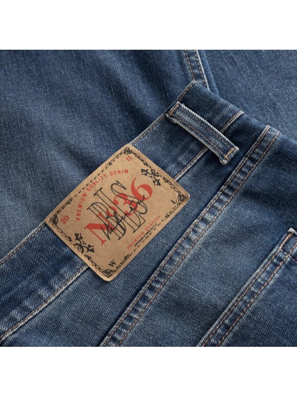 BLS HAFNIA - BLS Hafnia TYPE LOGO EMB JEANS