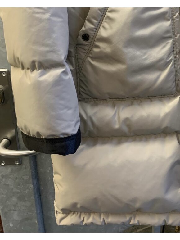 Pre-owned | Parajumpers Long Bear Core 