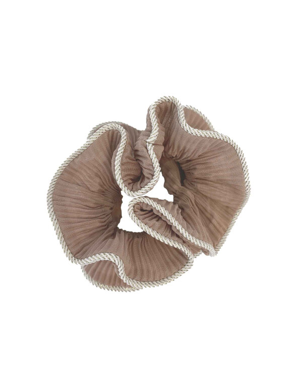 By Stær - by stær LILJE SCRUNCHIE