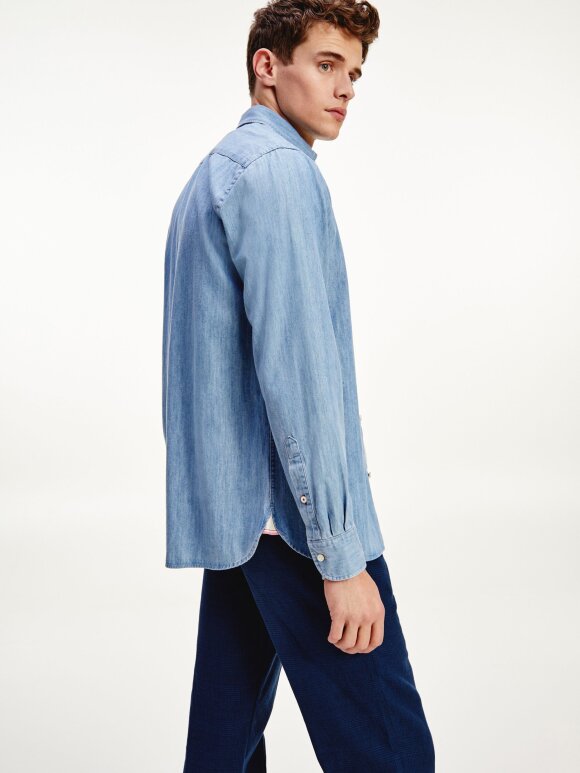 Tommy Hilfiger - LIGHT DENIM SHIRT