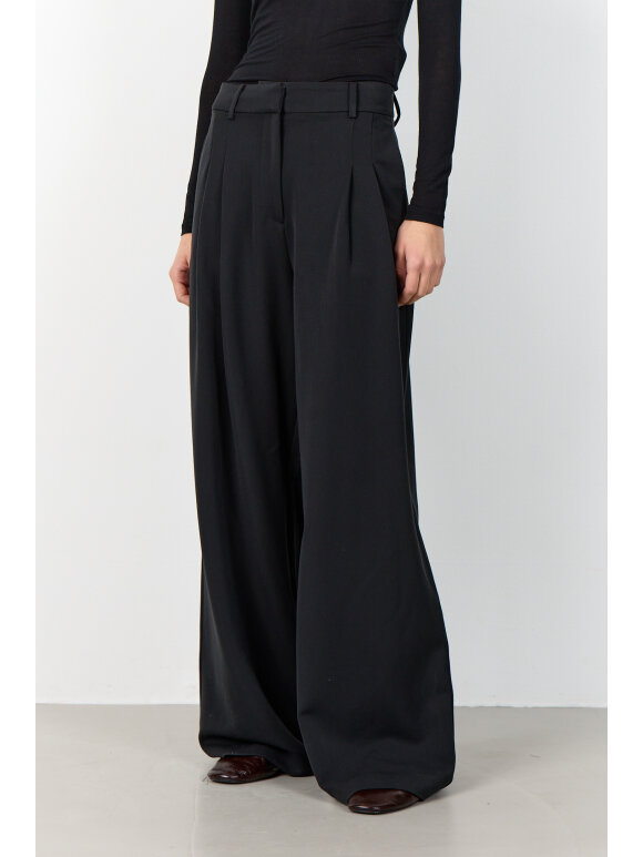 Leveté Room - Leveté room LR-PEETA 2