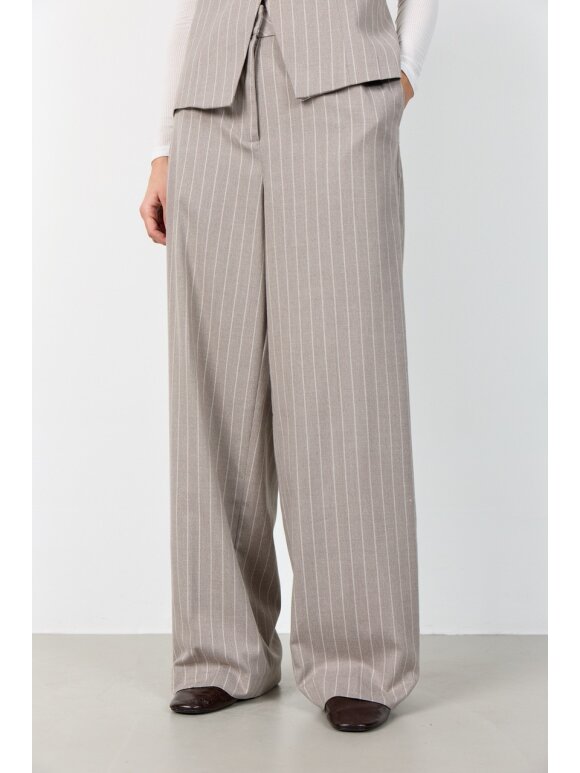 Leveté Room - Leveté room LR-PAMMY 1