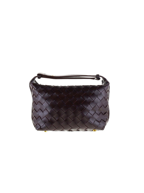 By Stær - By Stær MAREN TASKE