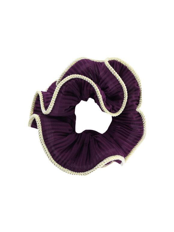 By Stær - By STær LILJE SCRUNCHIE