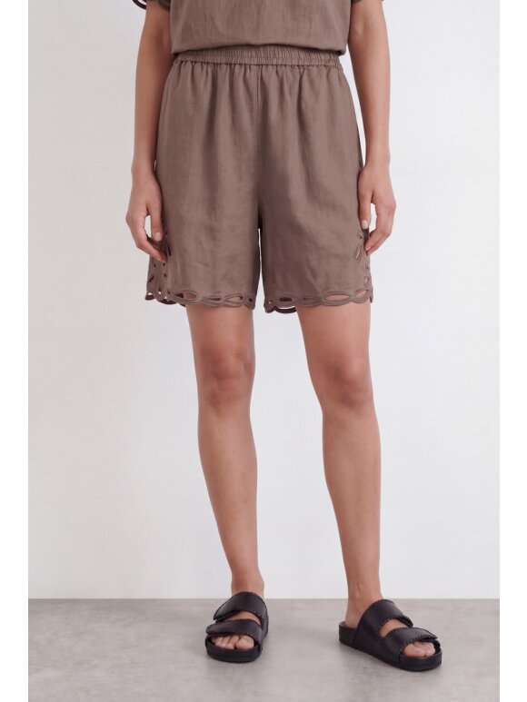 Leveté Room - Leveté Room NAJA 60 shorts