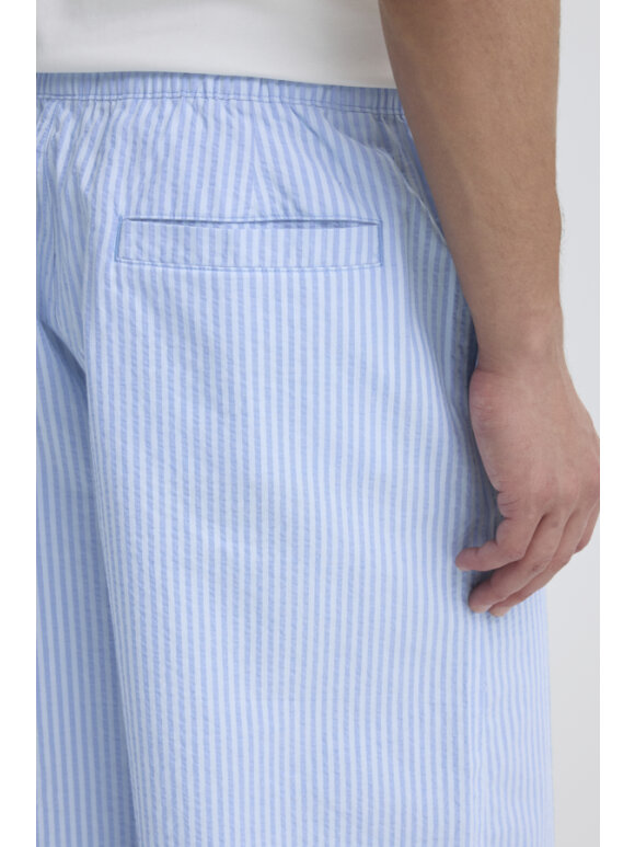 CASUAL FRIDAY - Casual friday STRIPED SHORTS