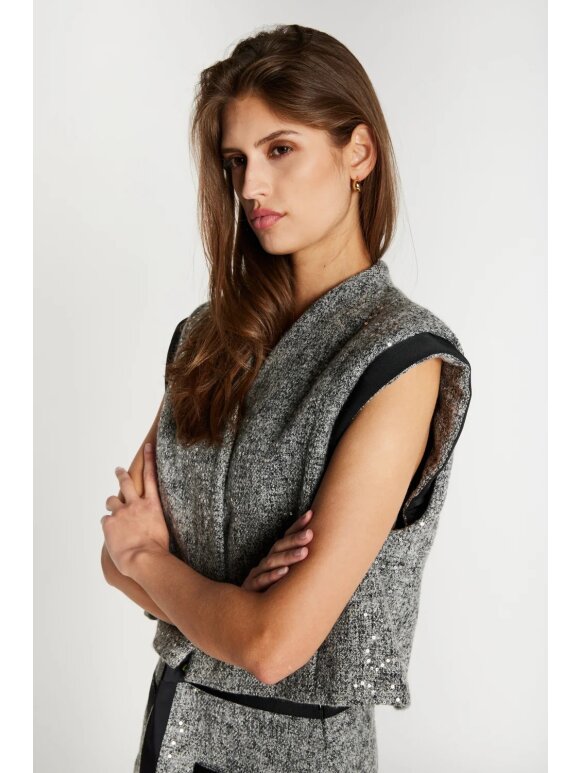 Bruuns Bazaar - RhytisBBSila Vest